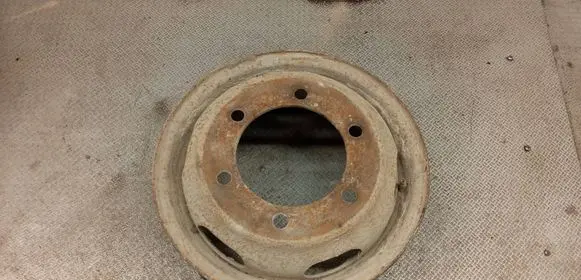 Volkswagen II LT R15 steel rim 9044000002