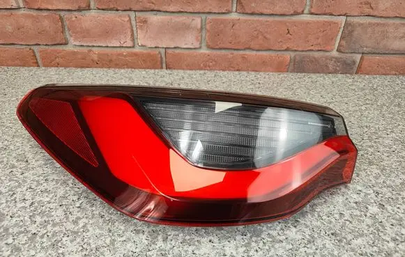 Rear/tail lights