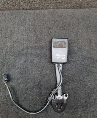 Audi A6 S6 C6 4F Front seatbelt buckle 8E0857755D
