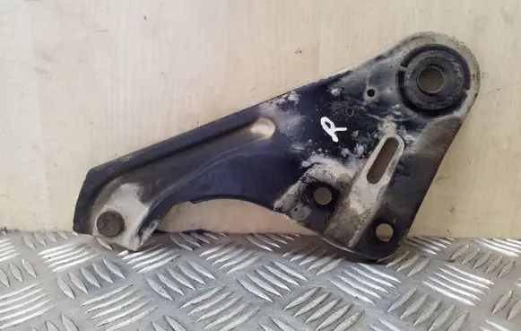 Ford Focus Other front suspension part AV61101A80AE