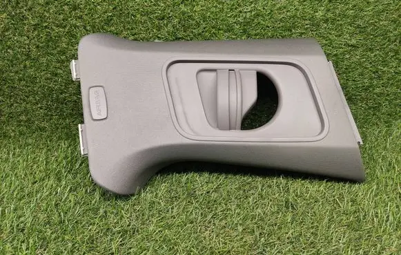 Porsche Panamera (970) (B) pillar trim (top) 970555194 97055542800 97055570400