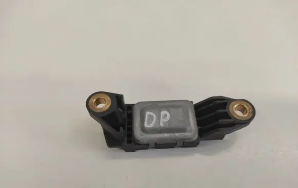 Mercedes-Benz E W211 Airbag deployment crash/impact sensor 0018209126