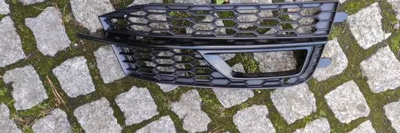 Audi A5 8T 8F Front fog light trim/grill 8T0807682P