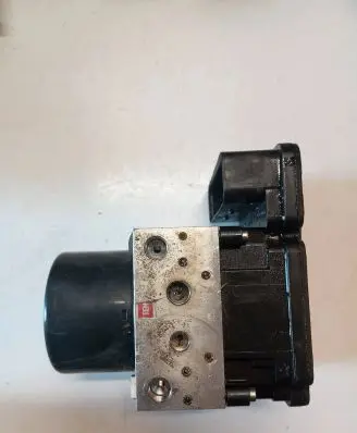 Volvo V60 ABS Pump 31329137 A426G