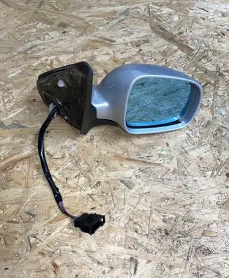 Volkswagen Bora Front door electric wing mirror