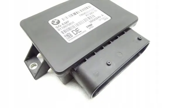 BMW X3 F25 Hand brake control module 32620249