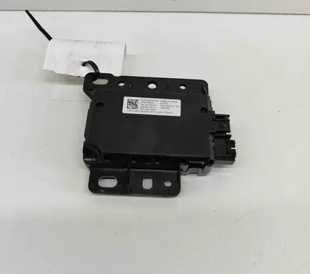 Tesla Model 3 USB control unit 35012502 109329500A