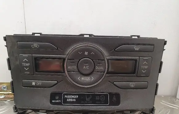 Toyota Auris 150 Climate control unit 5590002231