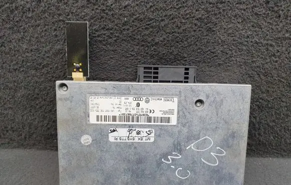 Audi A8 S8 D3 4E Bluetooth control unit module 4E0862335 4E0910336K 8P0035503E