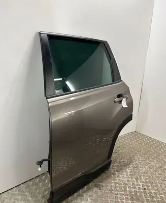 Subaru Forester SK Rear door 