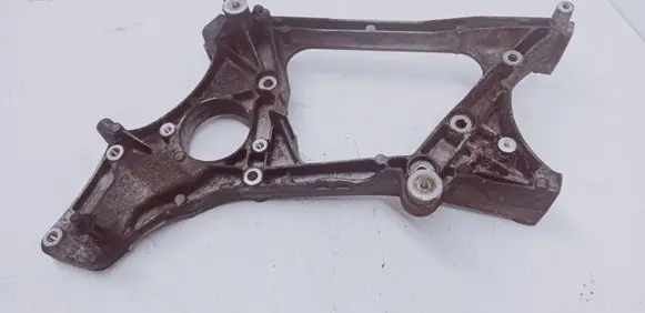 Mercedes-Benz E W212 Generator/alternator bracket A6512011909