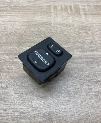 Toyota Avensis T250 Wing mirror switch 183574 769746D
