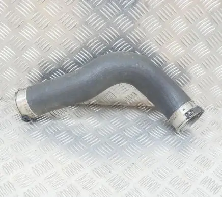 BMW 5 F10 F11 Intercooler hose/pipe 7810615