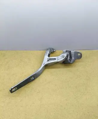 Mercedes-Benz E W211 Tailgate/trunk/boot hinge