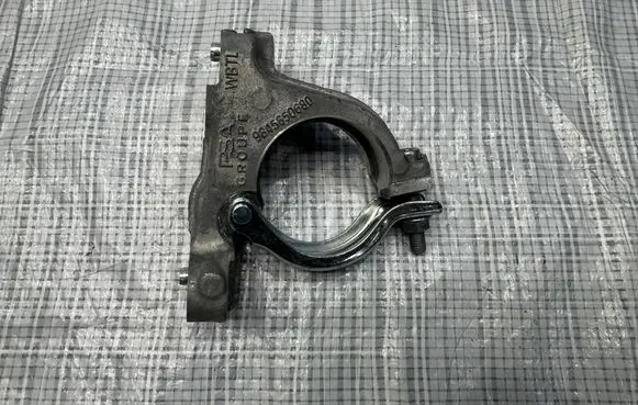 Fiat 600 Driveshaft support bearing bracket 9845650680