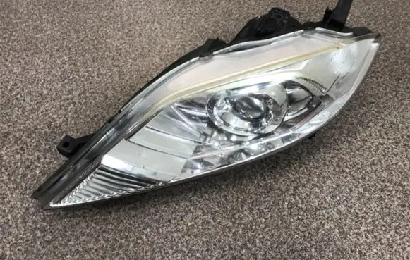 Honda FR-V Headlight/headlamp