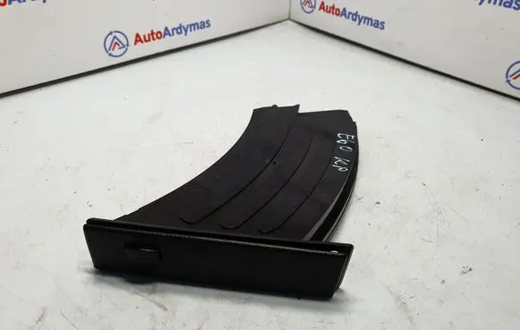 BMW 5 E60 E61 Cup holder 7063165 51457063165 9125622