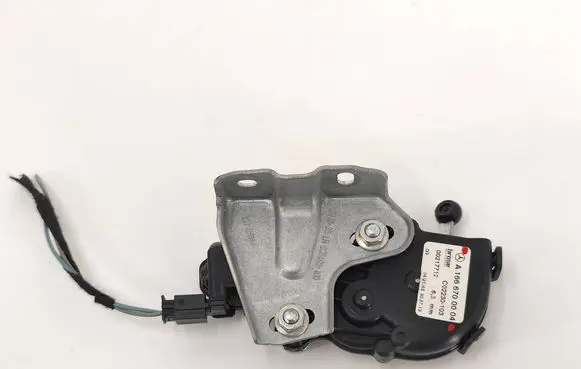 Mercedes-Benz GL X166 Rear door window regulator motor A1666700004 00217712 C02230103