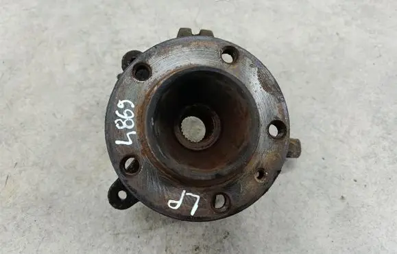 Renault Master II Front wheel hub spindle knuckle 