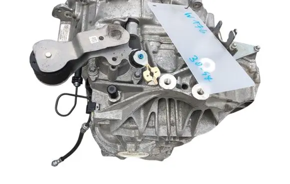 Mercedes-Benz A W176 Manual 5 speed gearbox A1762610101