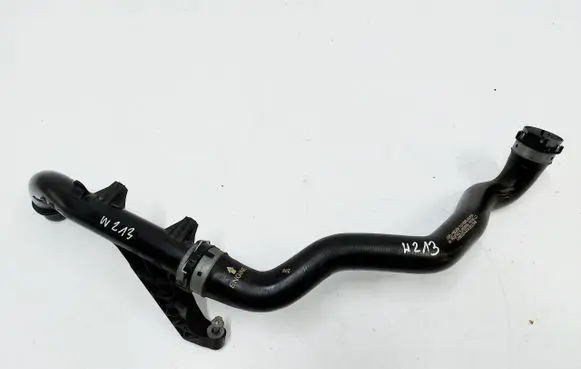 Mercedes-Benz E W213 Engine coolant pipe/hose A6542031302