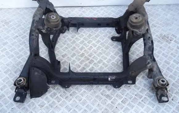 Mercedes-Benz ML W164 Front subframe