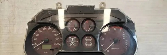 Mitsubishi Pajero Speedometer (instrument cluster) MR951172
