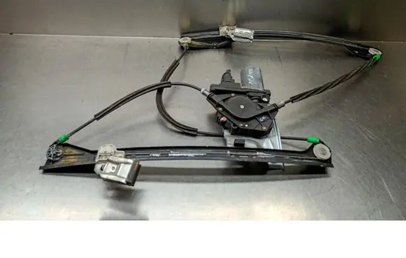 Volkswagen Polo III 6N 6N2 6NF Front door window regulator with motor 6N4837402J