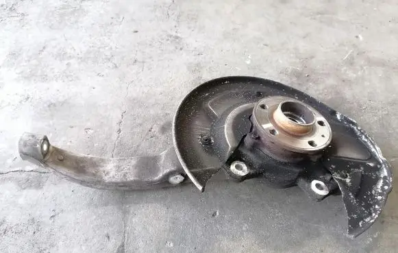 Volvo XC90 Front wheel hub 31478878