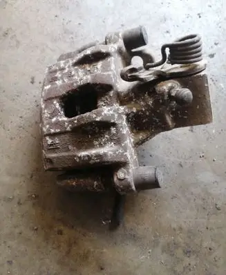 Ford C-MAX I Rear brake caliper