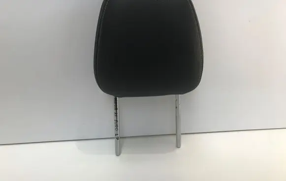Ford Kuga III Front seat headrest 