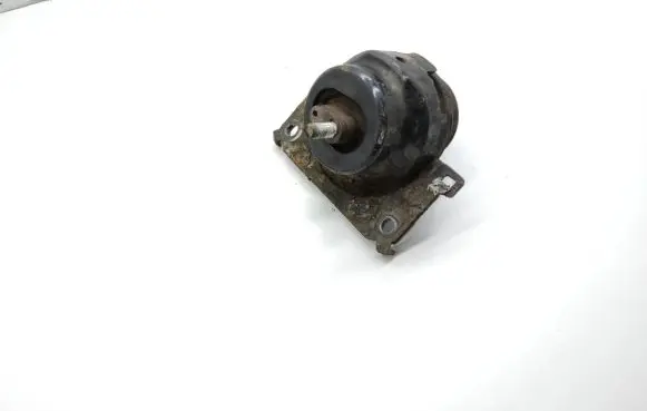 Toyota Land Cruiser (J150) Engine mount bracket