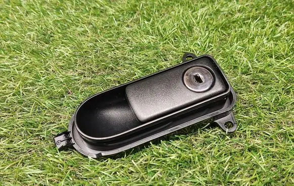 Mercedes-Benz C W205 Glove box handle A2056800070