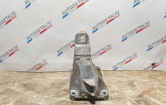 BMW X1 E84 Engine mounting bracket 6777064 22116777064
