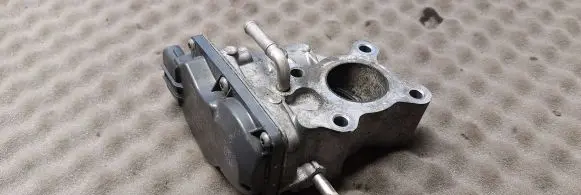 Mazda 3 III EGR valve SH0120300 KR0820836 VN1501000200