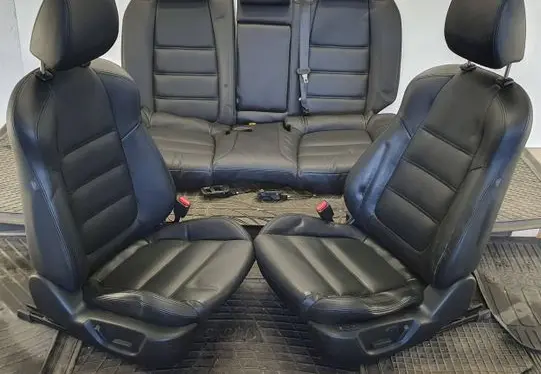 Seat set