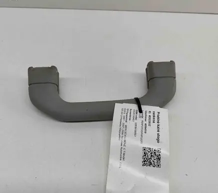 Mercedes-Benz C W203 Front interior roof grab handle A2038100451