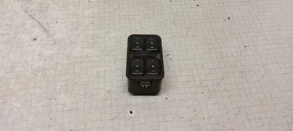 Opel Zafira A Electric window control switch GM90561086 13363401