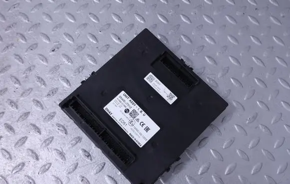 KIA Ceed Door central lock control unit/module 95400J7512 4100001386