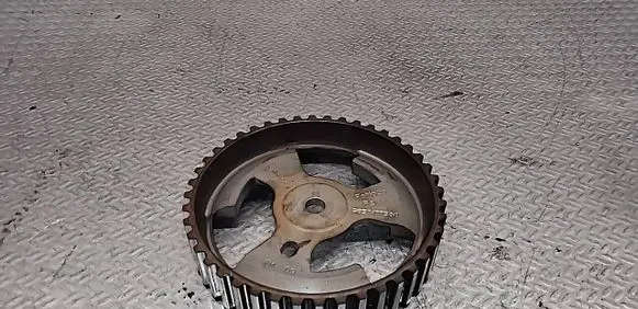 Volvo V70 Camshaft pulley/ VANOS 9657477580