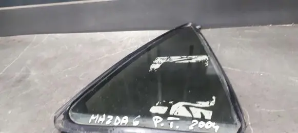 Mazda B series UN Rear side window