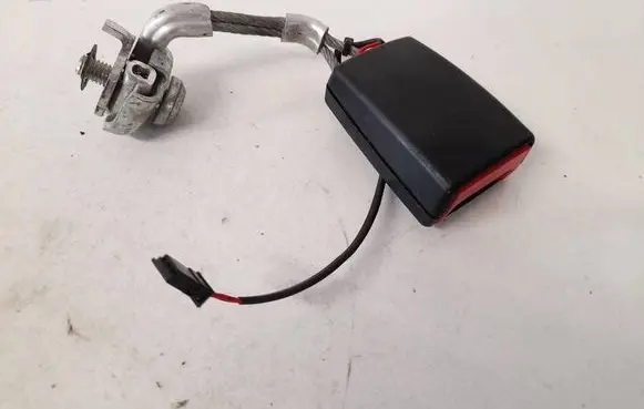 BMW 5 F10 F11 Rear seatbelt buckle 7243274