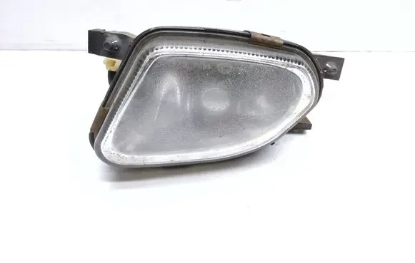 Mercedes-Benz E W211 Front fog light A2118200556