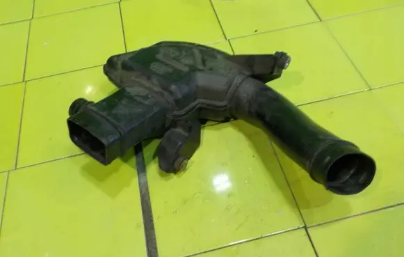 Honda Civic Air filter box 14AB38