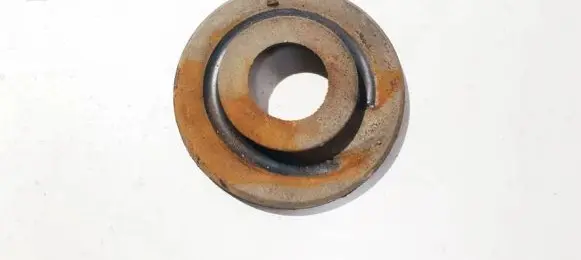 Skoda Octavia Mk2 (1Z) Front coil spring rubber mount 1k0512149b