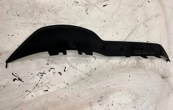 Mercedes-Benz C W204 Dashboard trim A2046890739 9030900