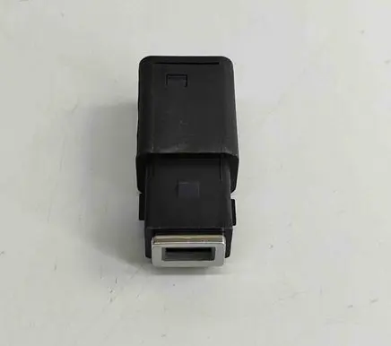 USB socket connector