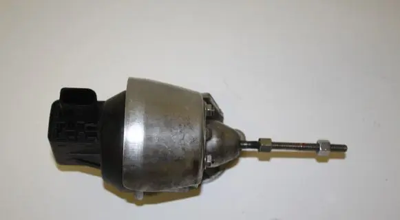 Volkswagen PASSAT B7 Turbine electric control actuator CFF 40111889