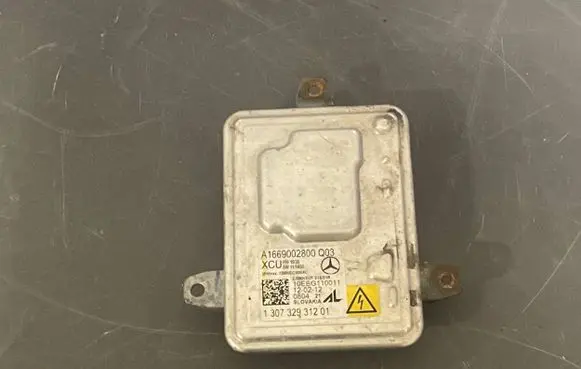 Mercedes-Benz A W176 Xenon control unit/module A1669002800 130732931201