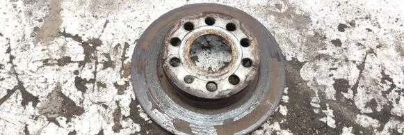 Volkswagen Golf V Rear brake disc